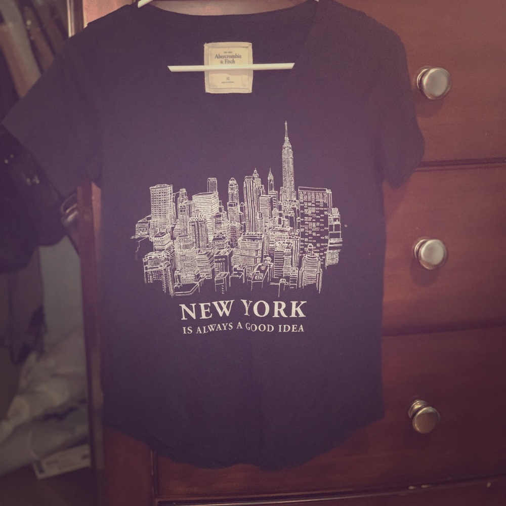 Abercrombie and Fitch NY tee